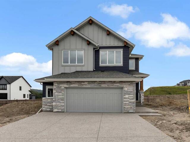 137 creekstone Hill SW Calgary