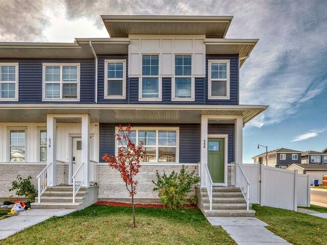 480 WEST LAKEVIEW Drive Chestermere