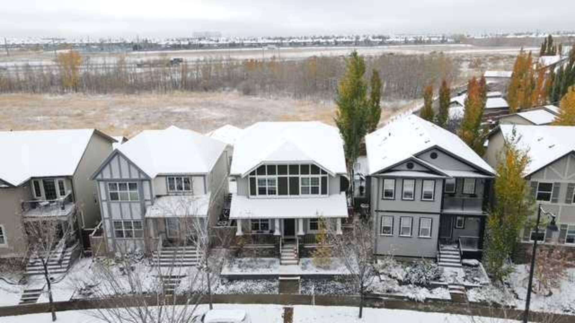 155 Elgin Meadows Way SE Calgary