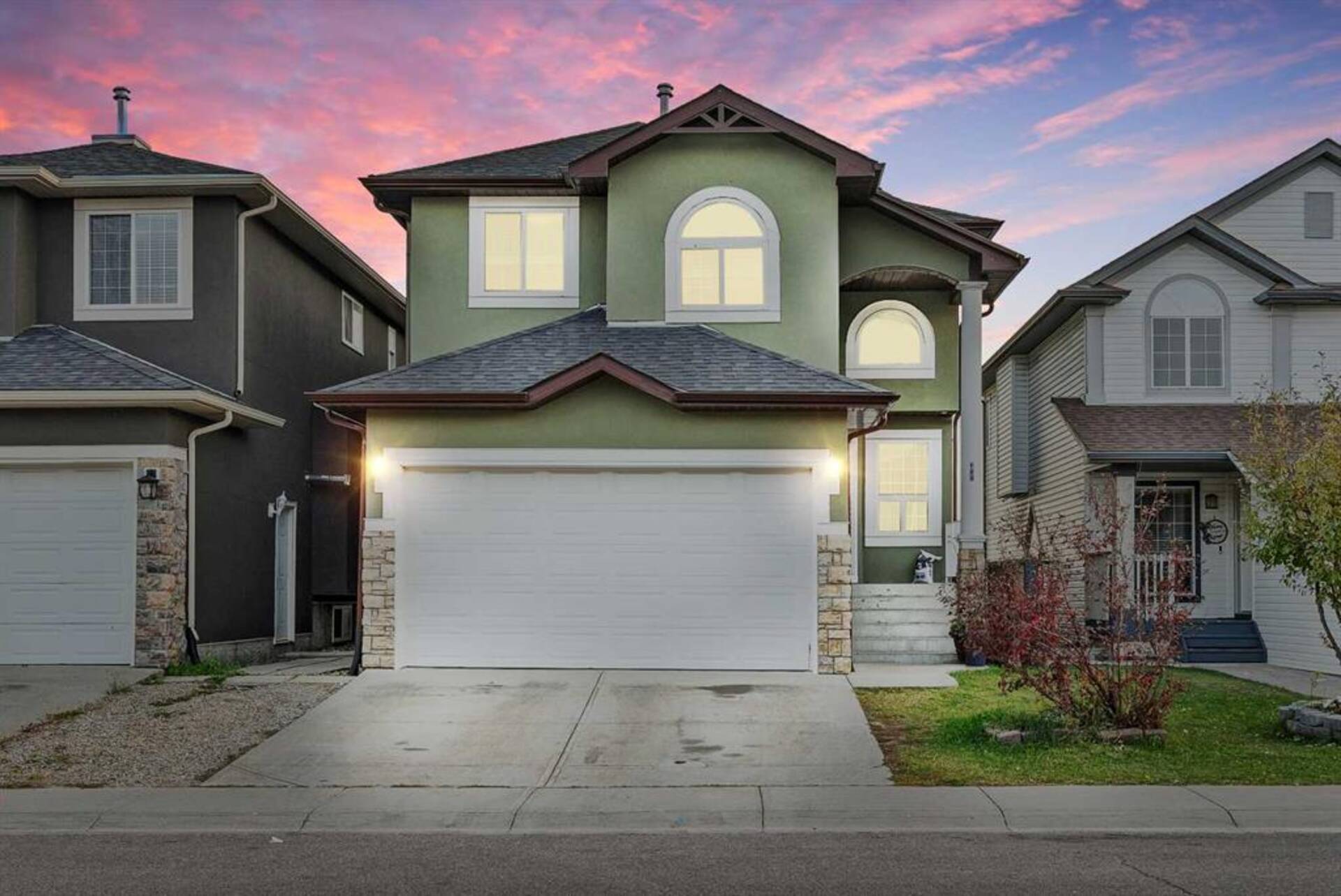 311 Taracove Estate Drive NE Calgary