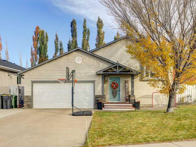 1004 24 Avenue Coaldale