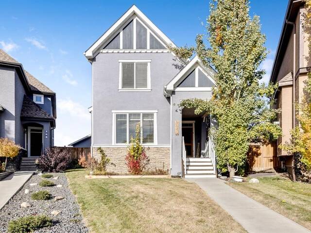 364 Marquis Heights SE Calgary