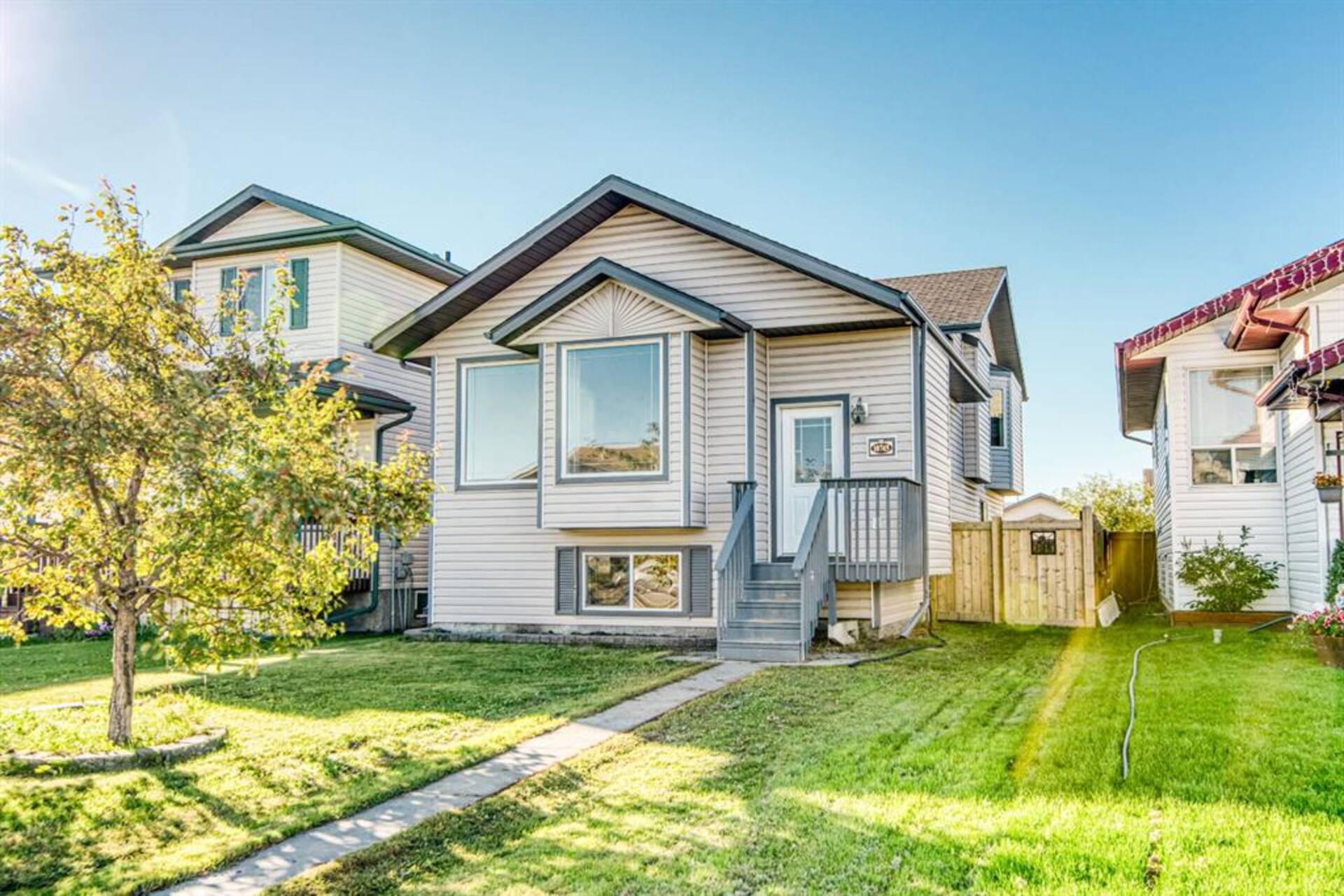 10745 73 Avenue Grande Prairie