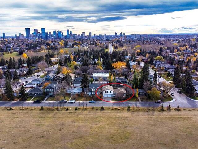 1027 32 Avenue NW Calgary