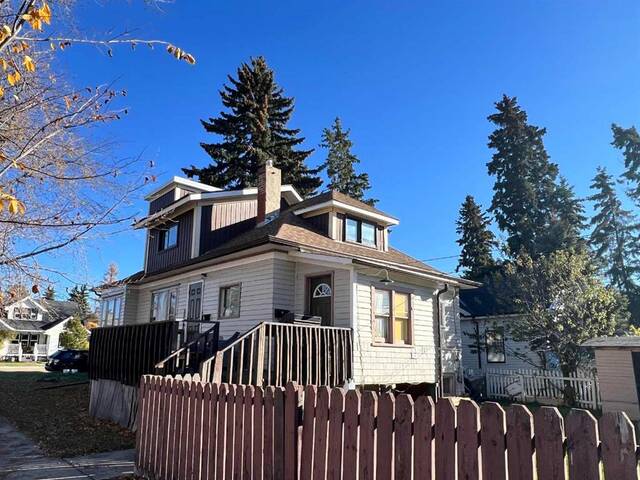 4624 49 Street Camrose