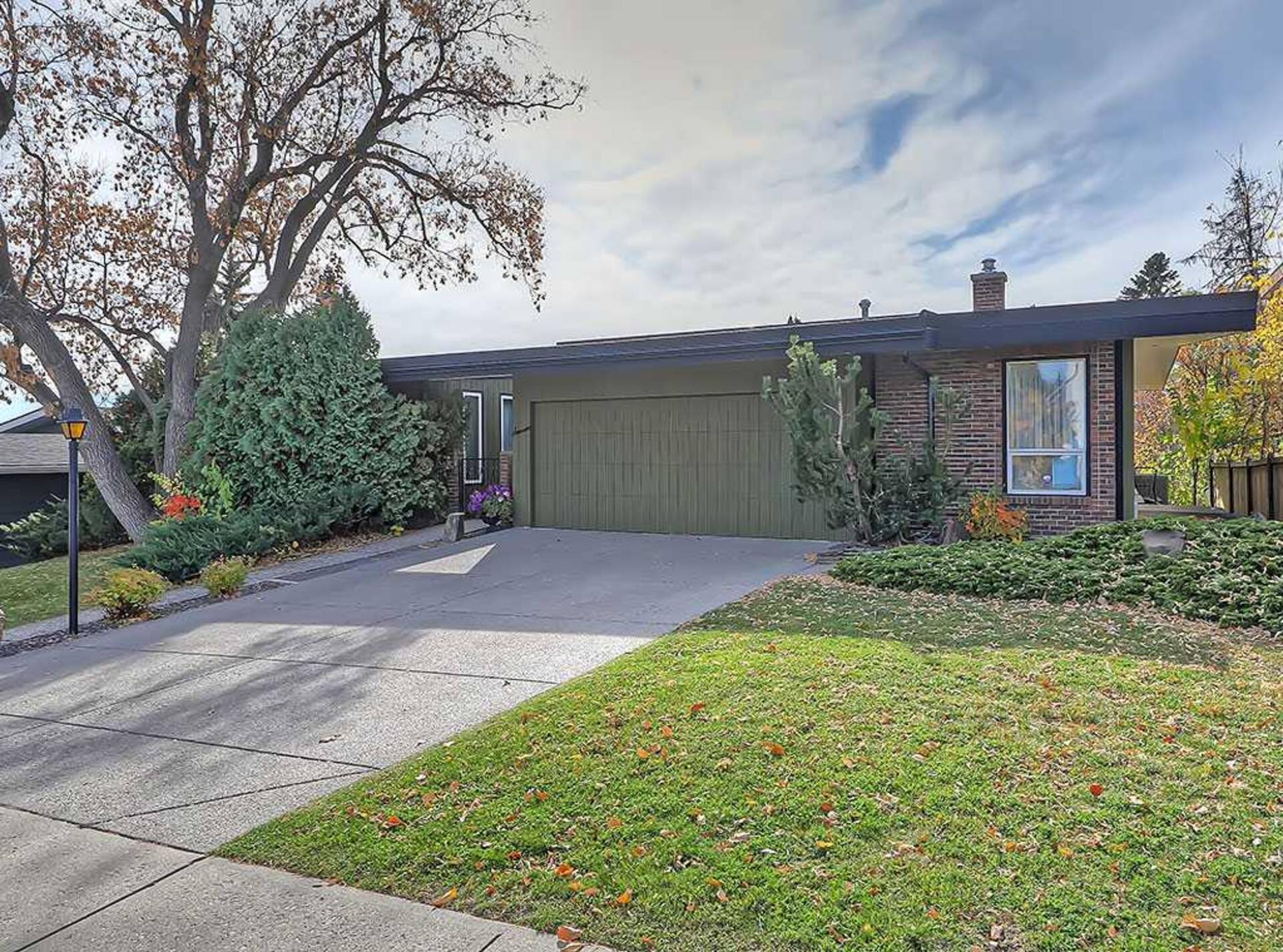 7 Coleridge Crescent NW Calgary