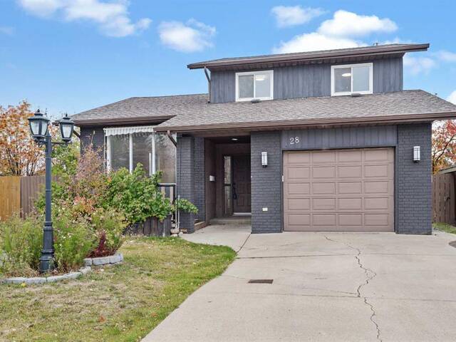 28 Drake Close Red Deer