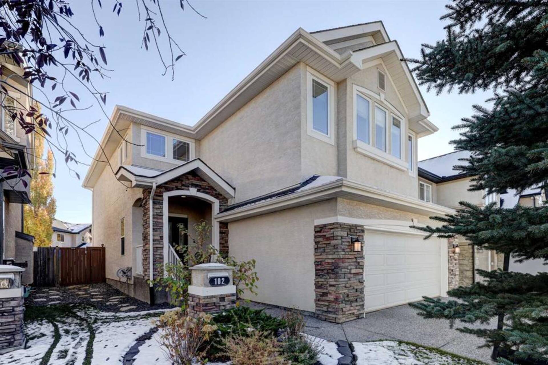 102 Valley Crest Rise NW Calgary