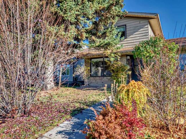 14 Midridge Gardens SE Calgary