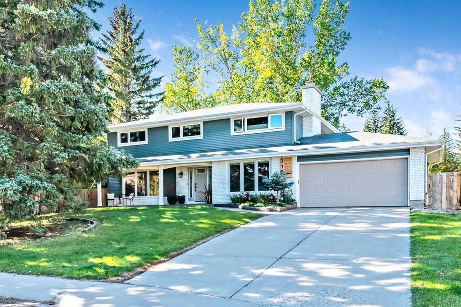 116 Canterbury Place SW Calgary