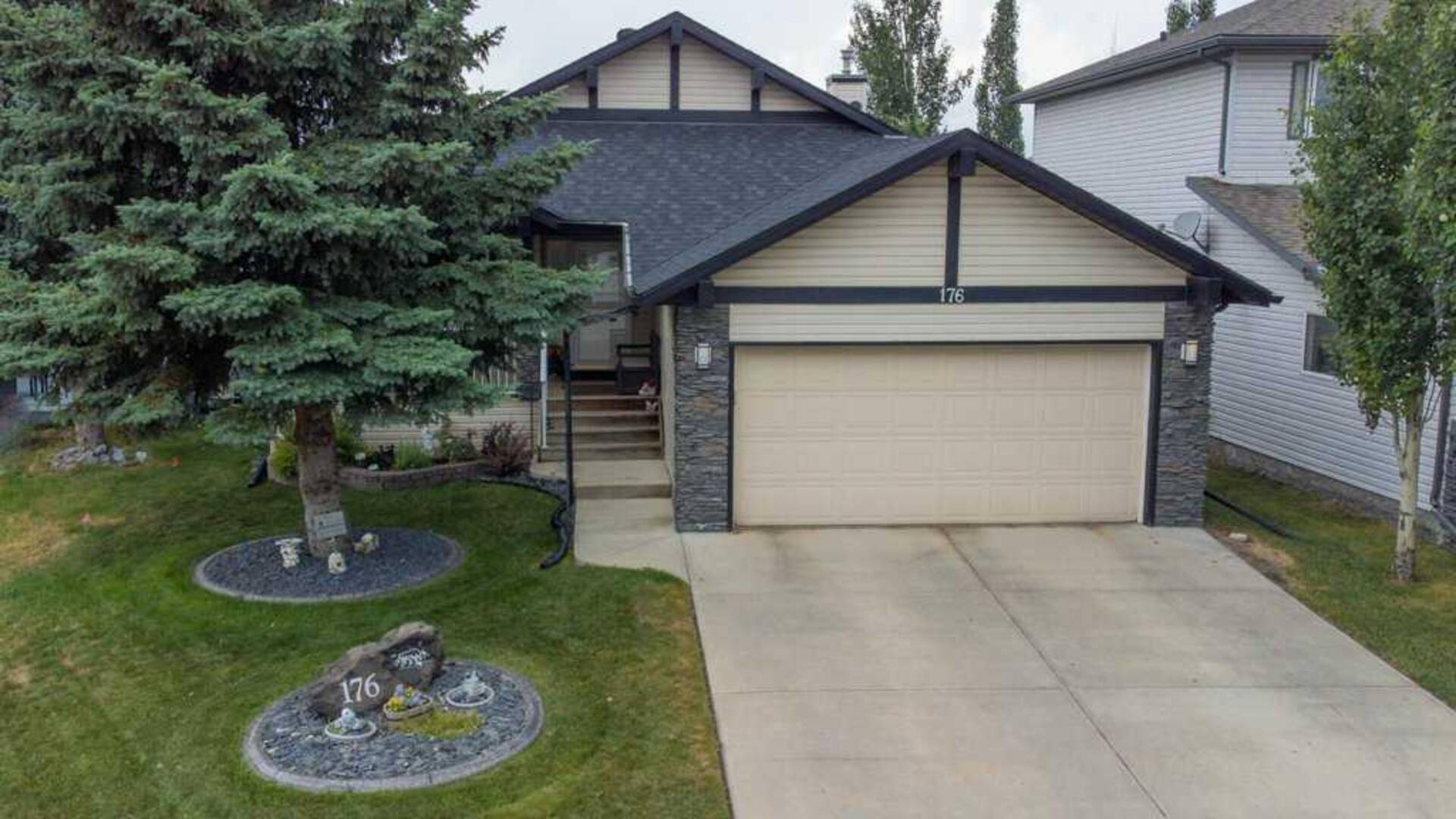 176 Cove Crescent Chestermere