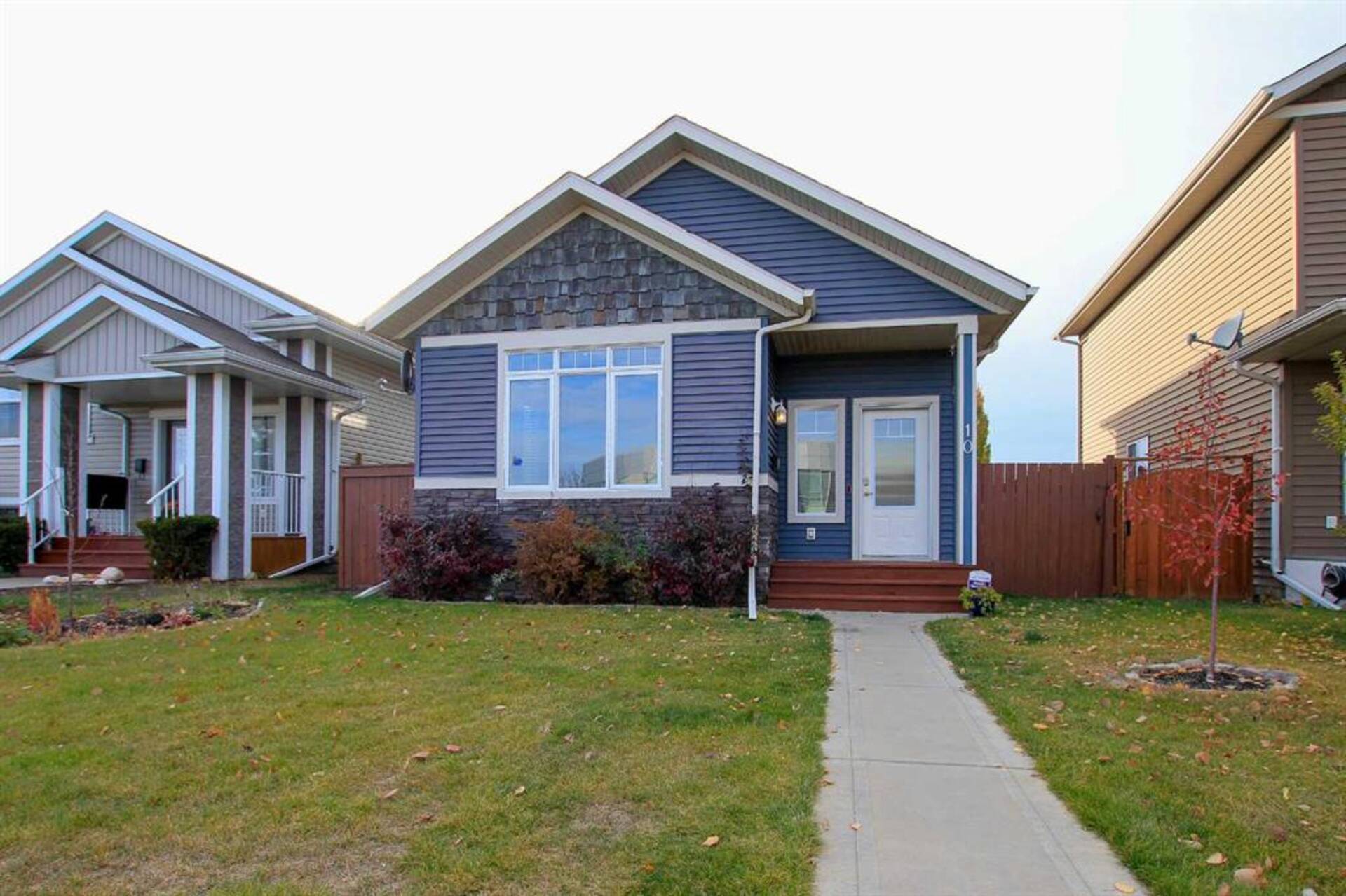 10 Cedar Square Blackfalds