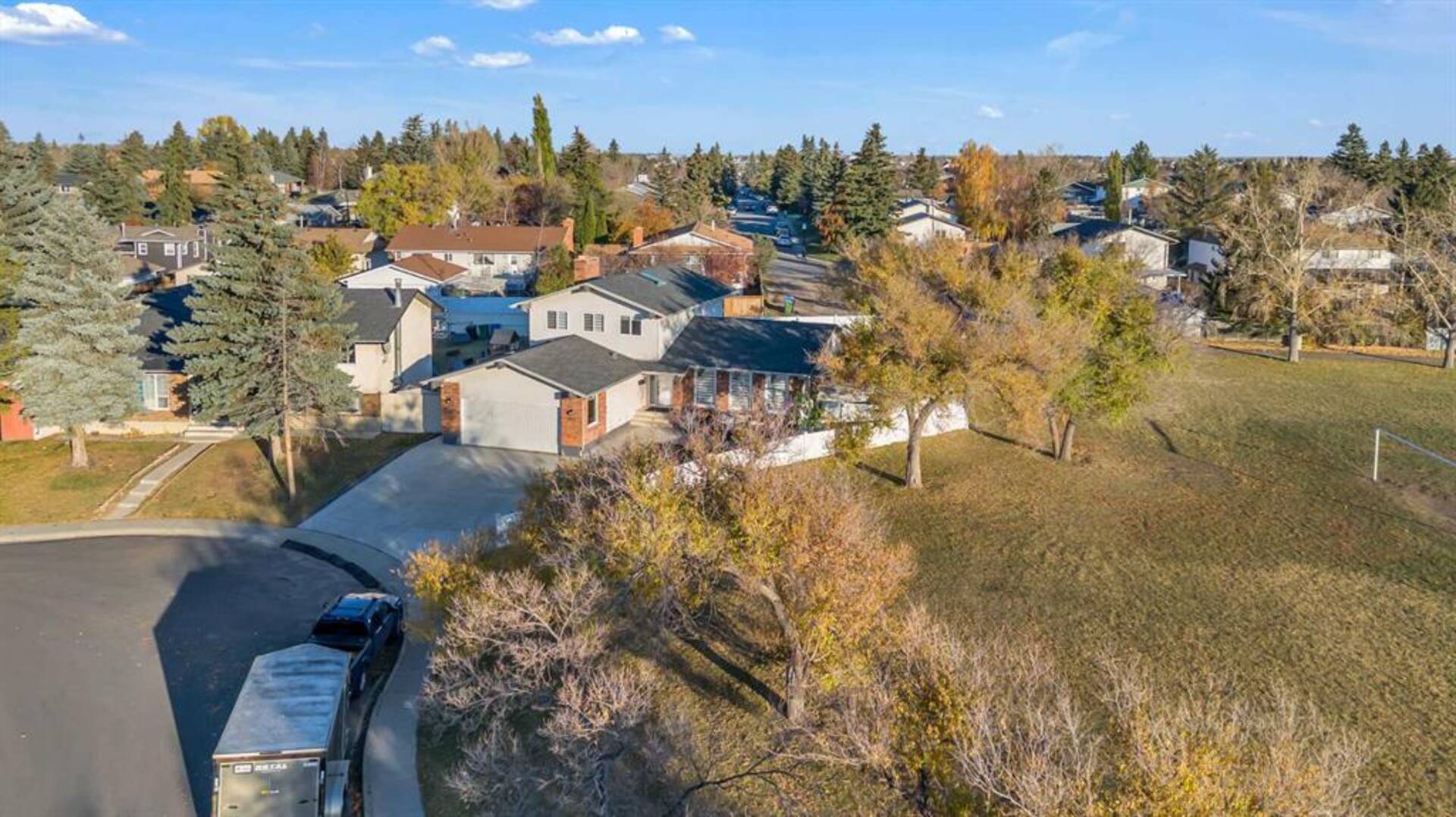 304 Pinemill Way NE Calgary