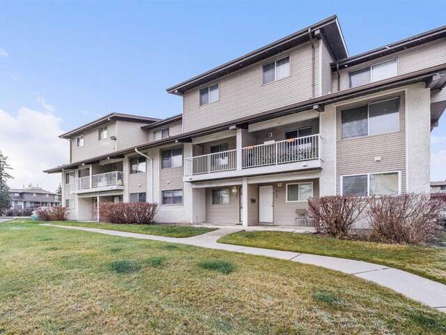 527, 200 Brookpark Drive SW Calgary