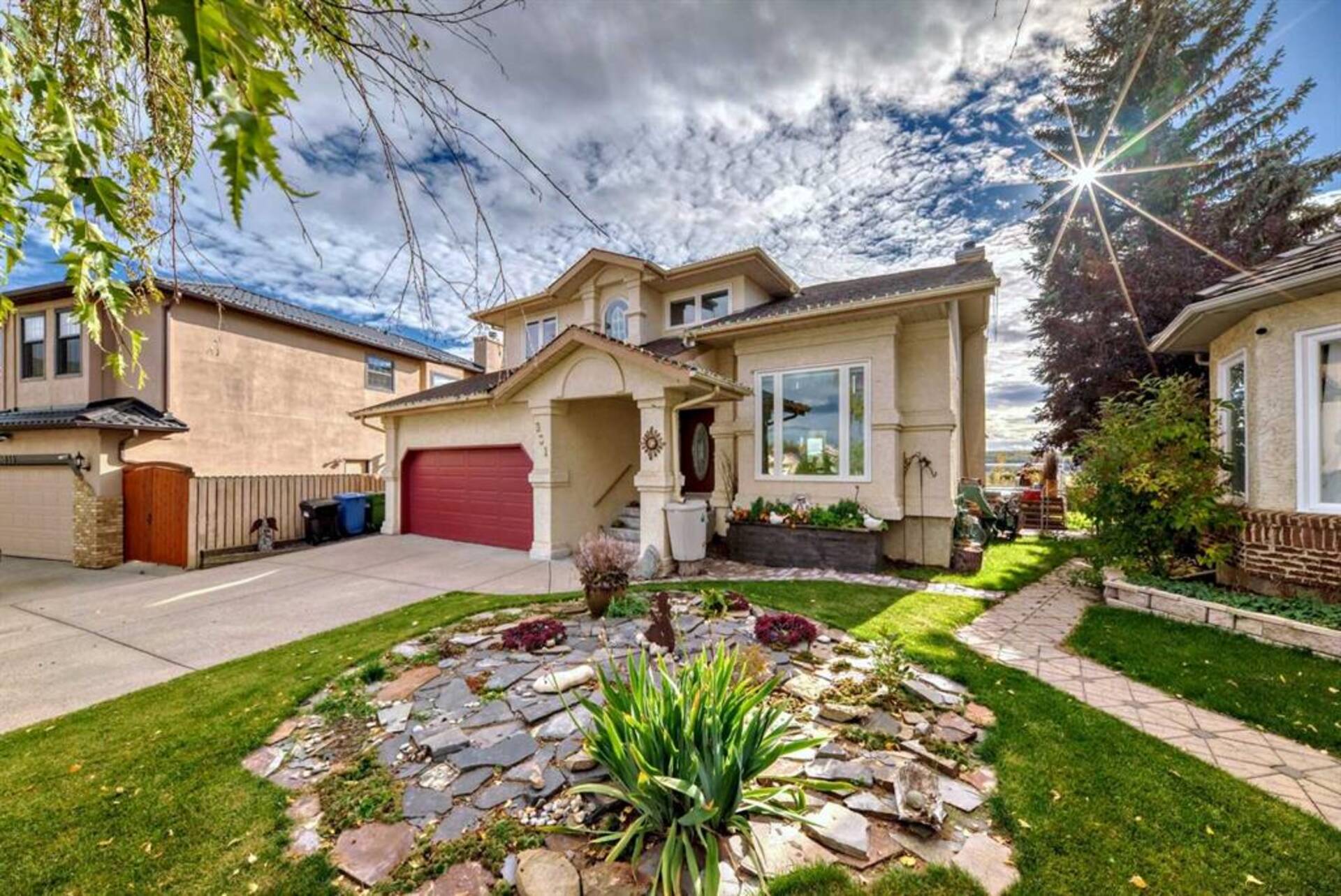 331 Wood Valley Bay SW Calgary