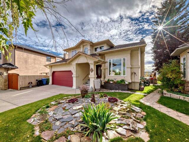 331 Wood Valley Bay SW Calgary