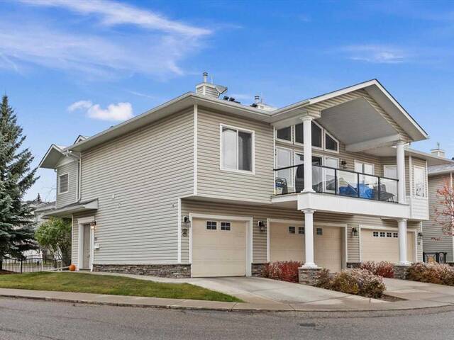 18 Rocky Vista Terrace NW Calgary