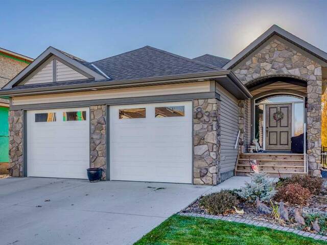 83 Sheep River Cove Okotoks