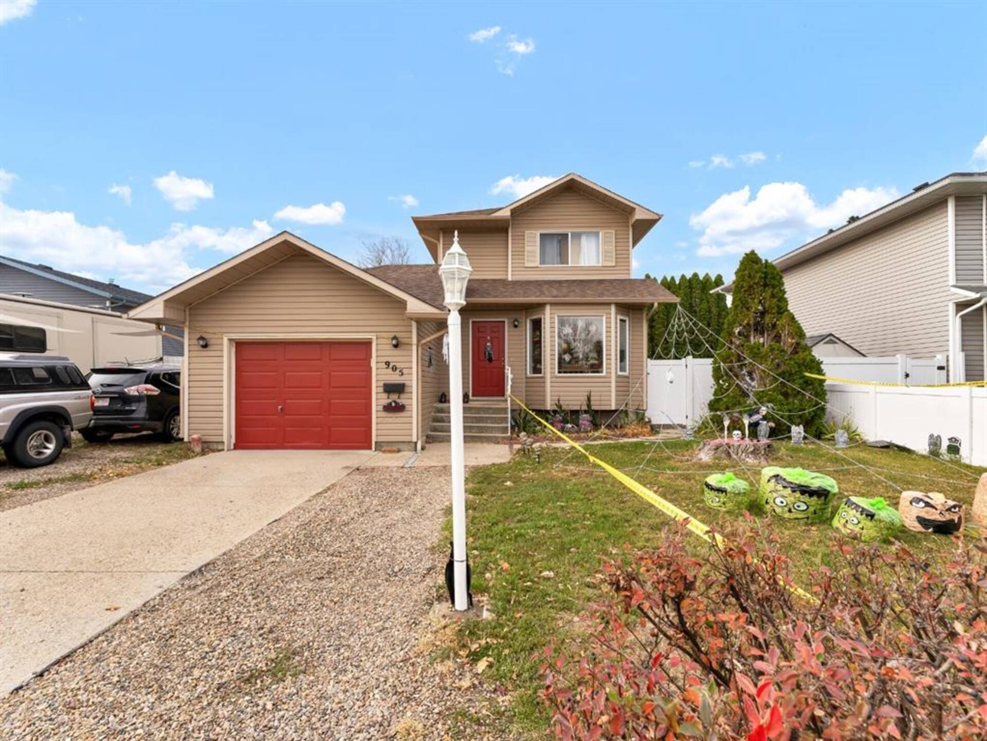 905 Ross Glen Drive SE Medicine Hat