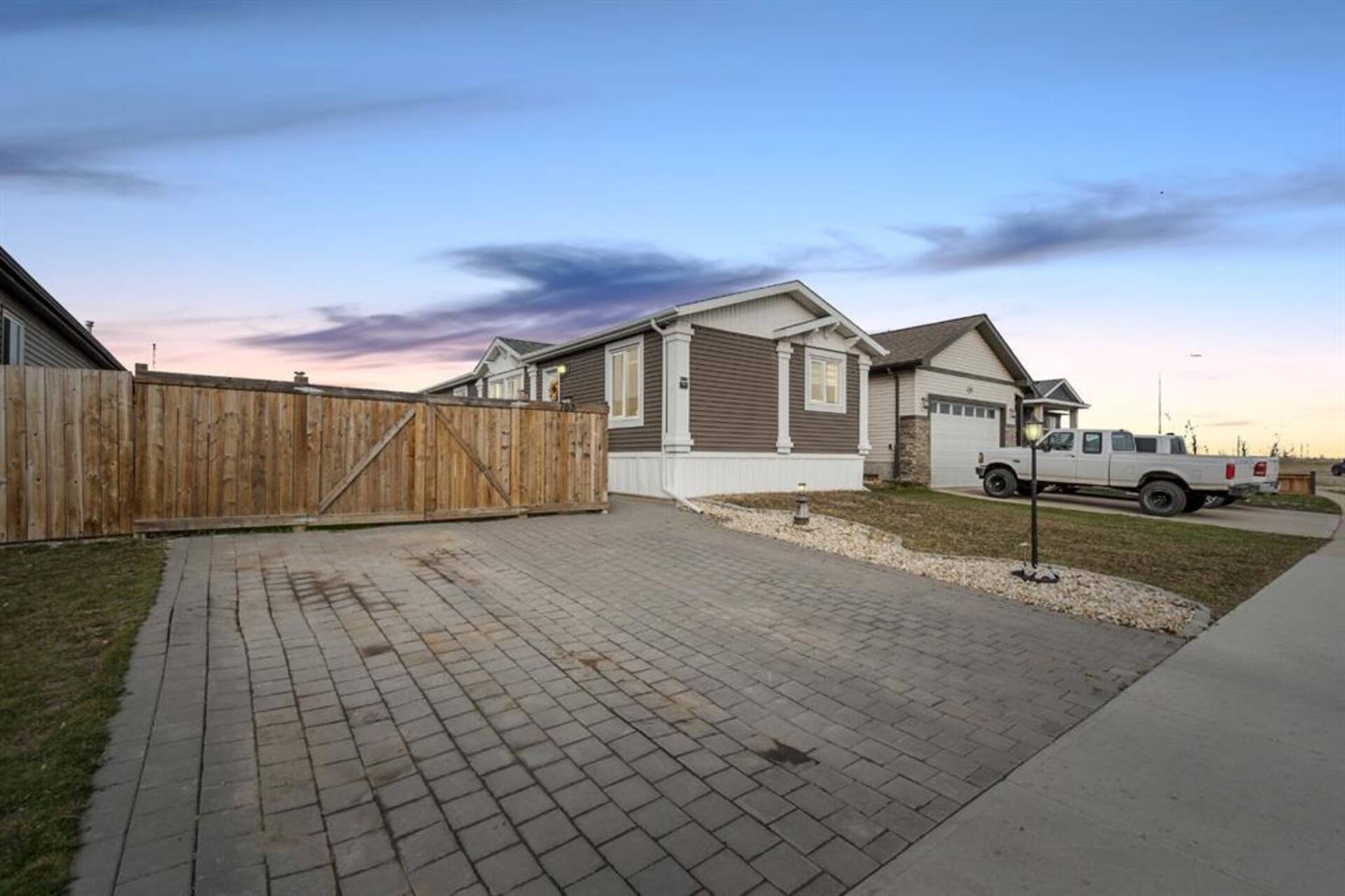 785 Beacon Hill Drive Fort McMurray