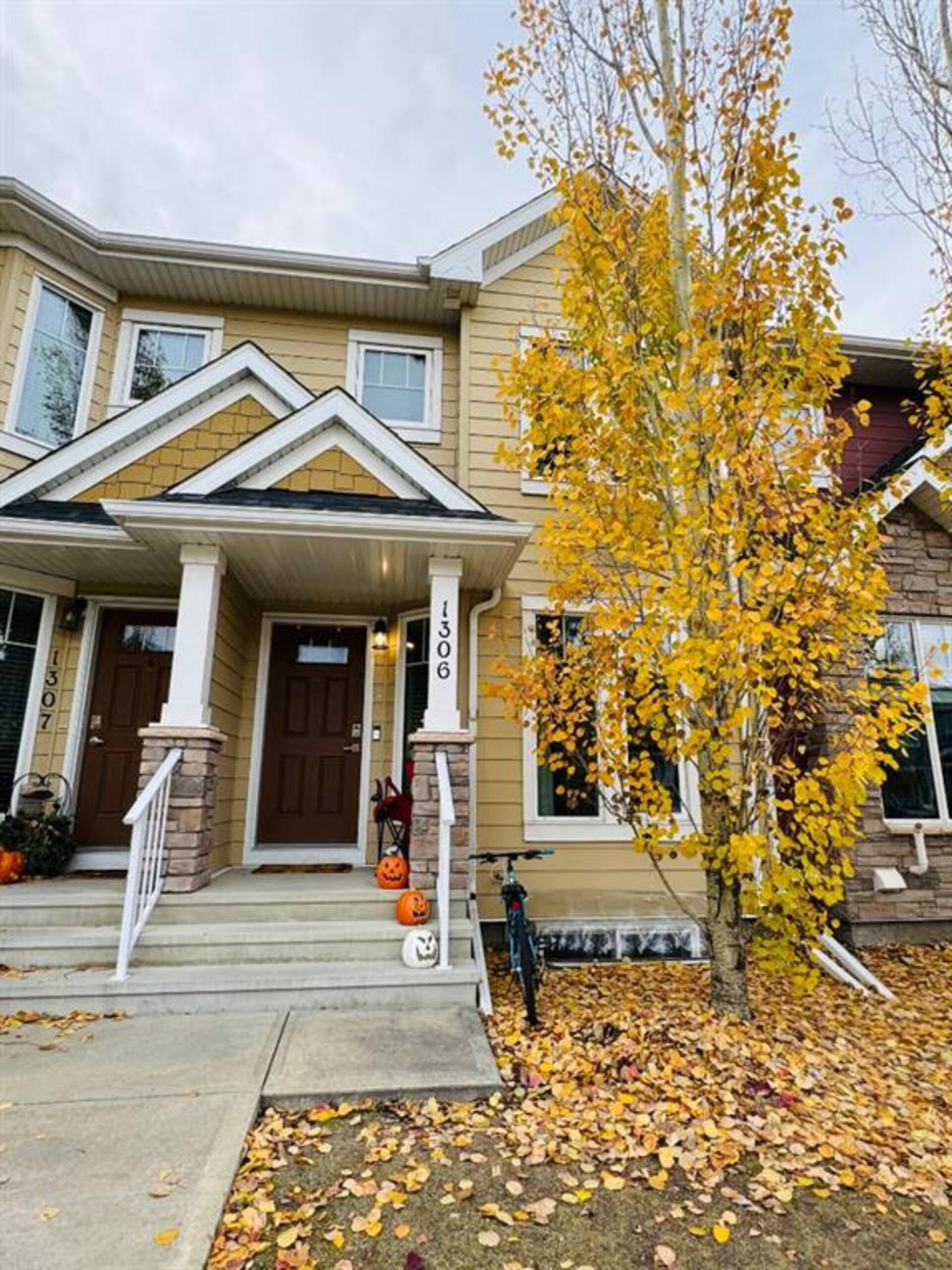 1306, 30 Carleton Avenue Red Deer