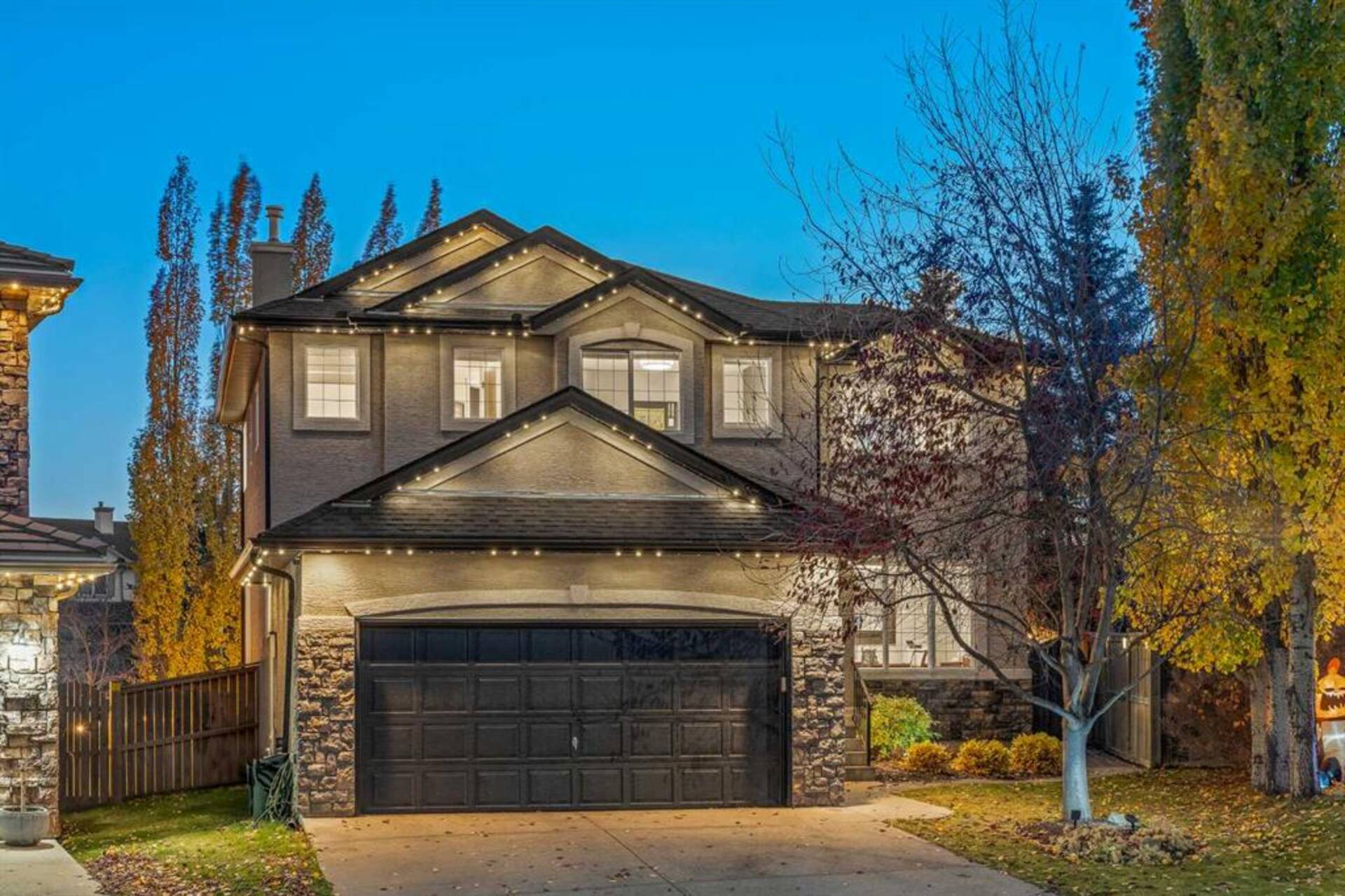 315 Simcrest Heights SW Calgary