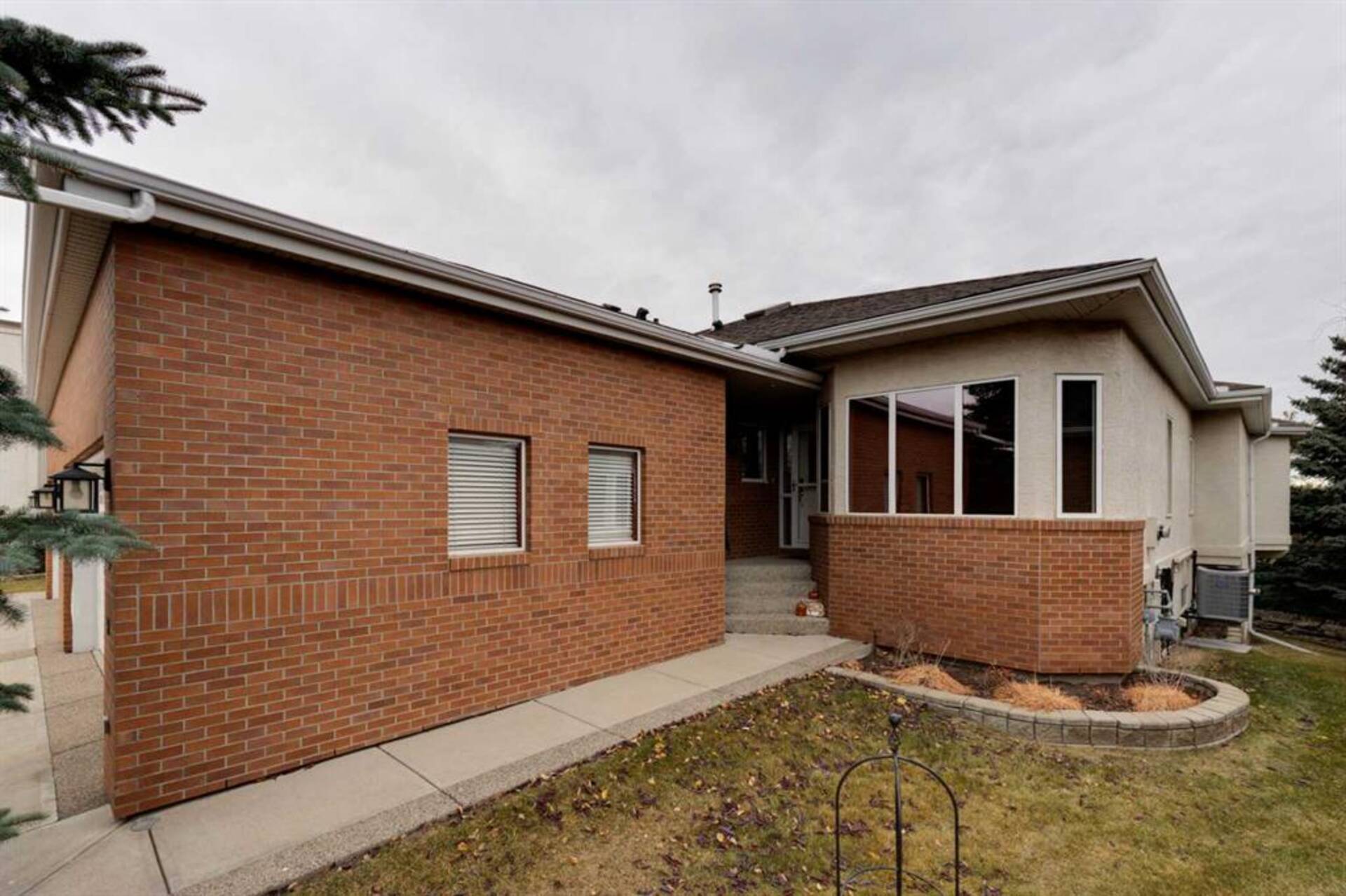 48 Prominence Point SW Calgary