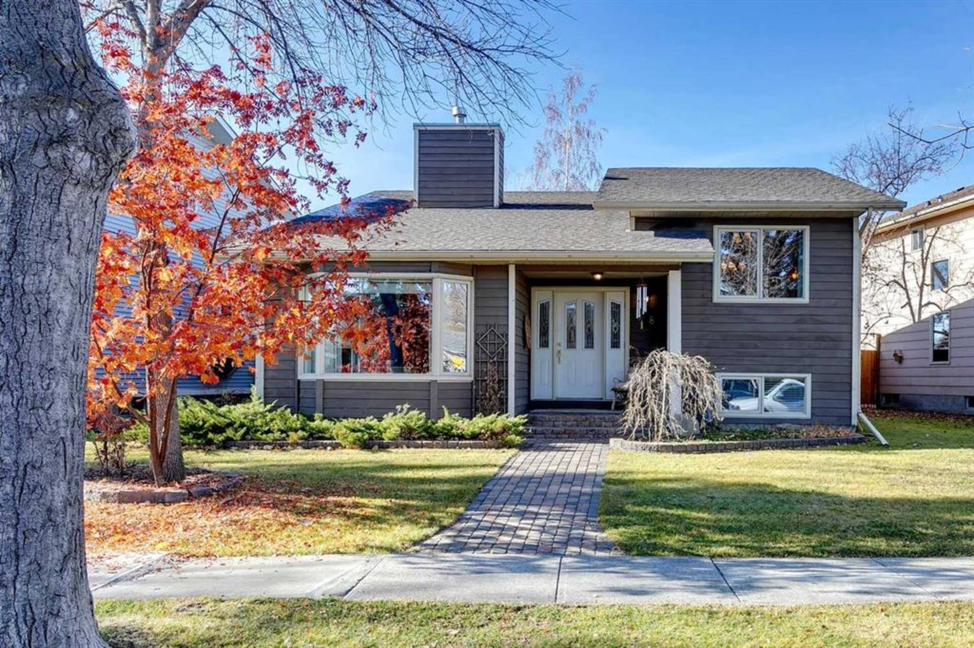 258 Shawnessy Drive SW Calgary