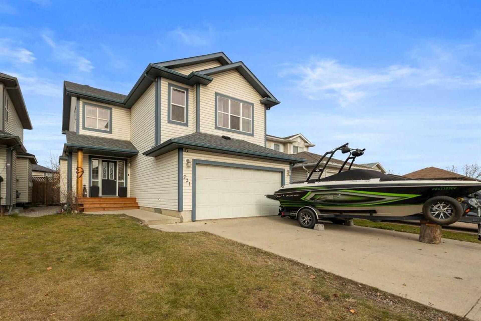 221 Parry Crescent Fort McMurray