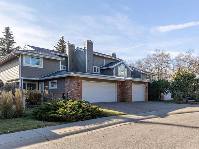 84 Woodmeadow Close SW Calgary