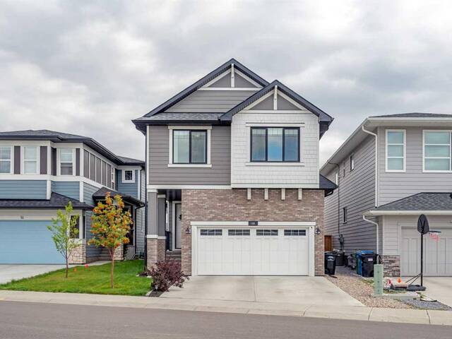 18 Cranbrook Park SE Calgary