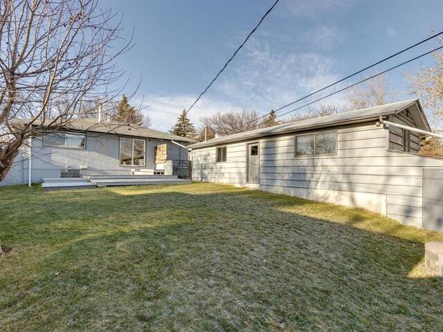 328 Trafford Drive NW Calgary