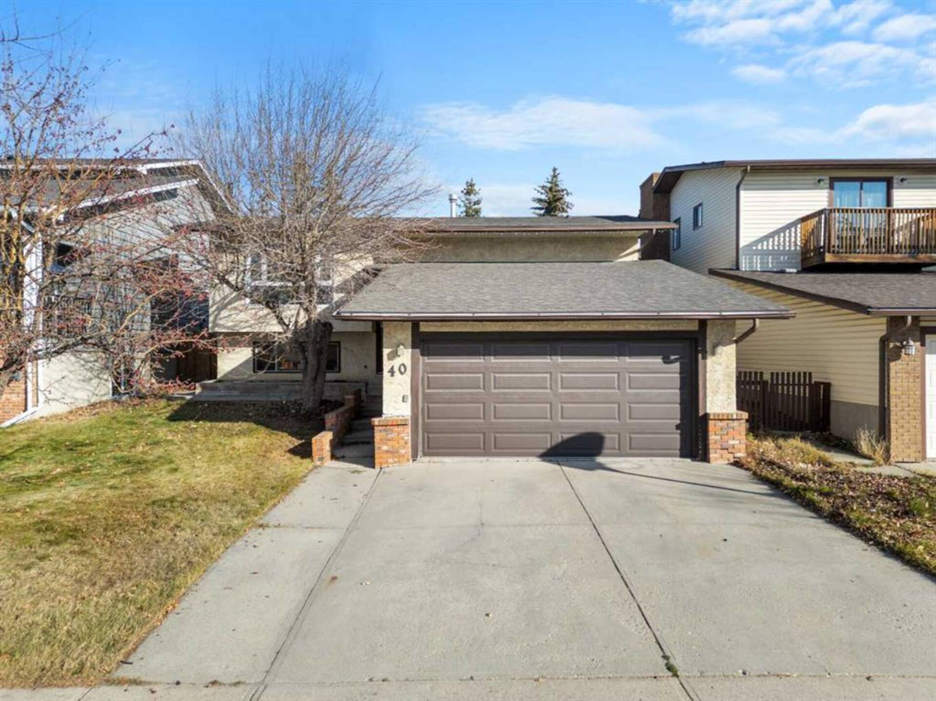 40 Hawkwood Road NW Calgary