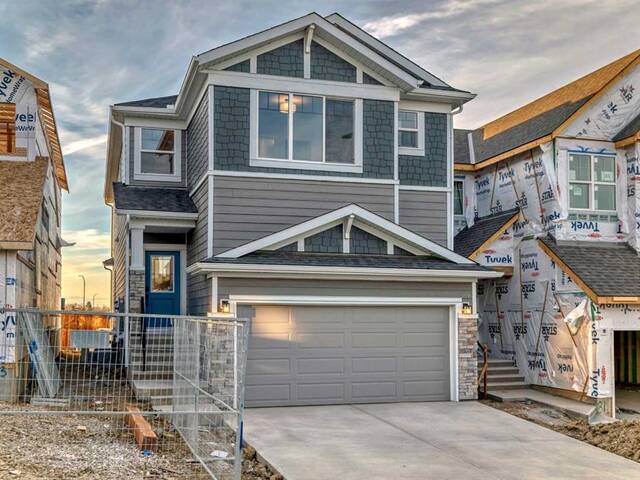 35 Versant View SW Calgary