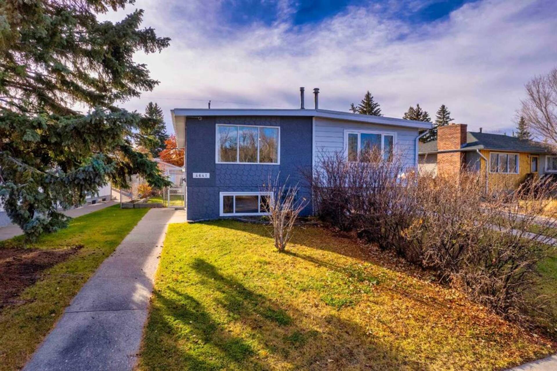 4641 69 Street NW Calgary