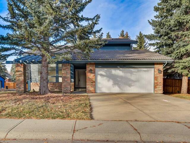 64 Oakmount Way SW Calgary