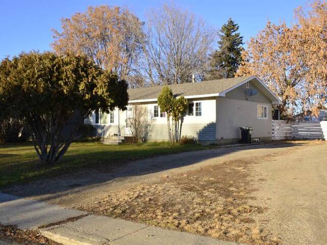 9606 80 Avenue Peace River