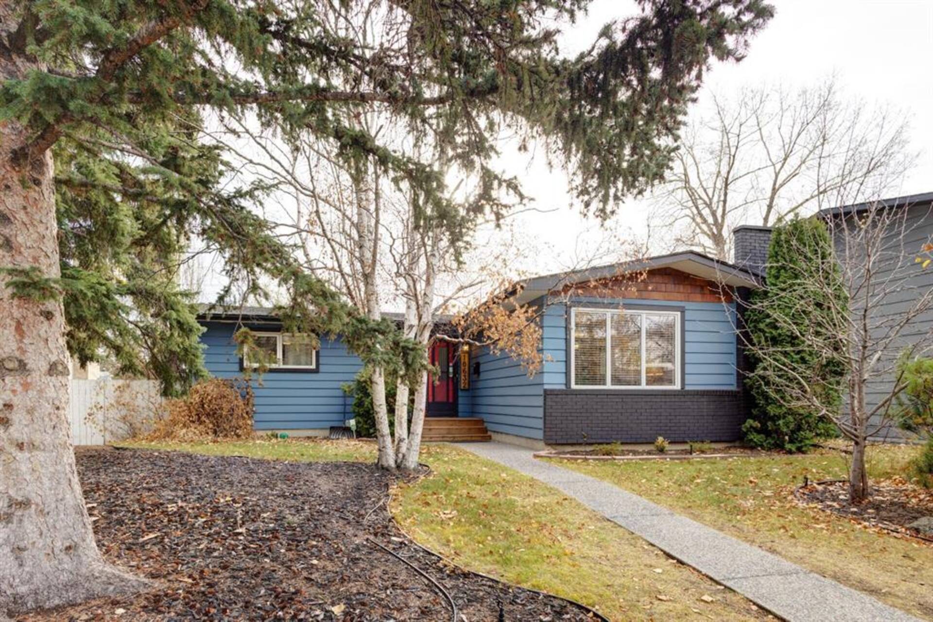 10632 Brackenridge Road SW Calgary