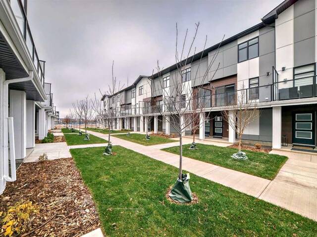 402, 8235 8 ave  SW Calgary