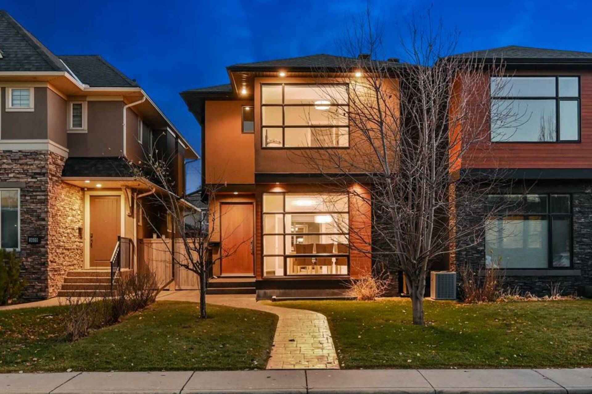 1611 19 Avenue NW Calgary