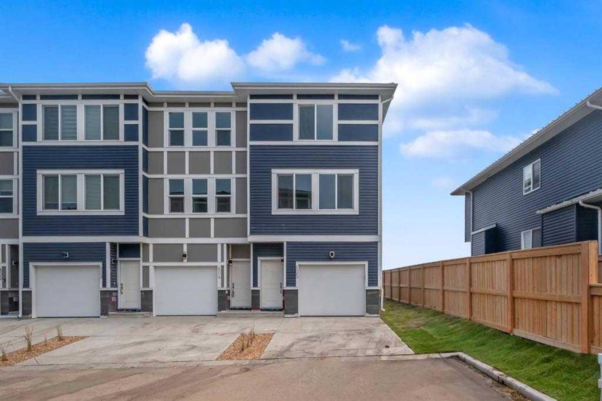 605, 33 Merganser Drive Chestermere