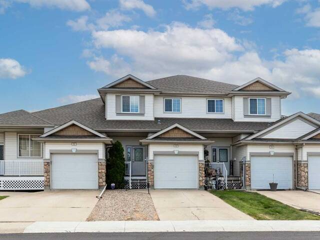 32 Stonegate Crescent SE Medicine Hat