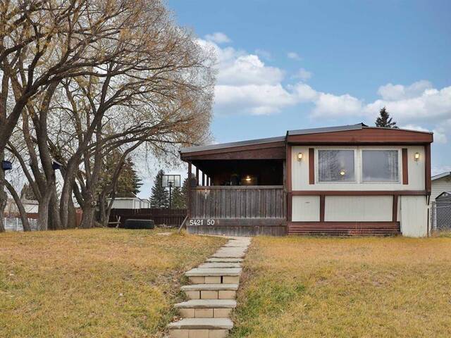 5421 50 Street Camrose