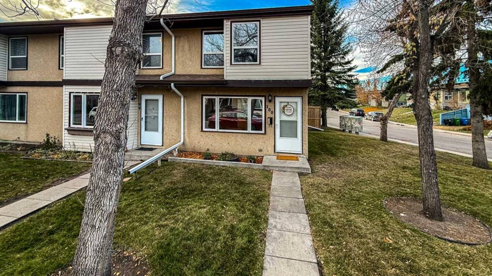 100, 630 Sabrina Road SW Calgary