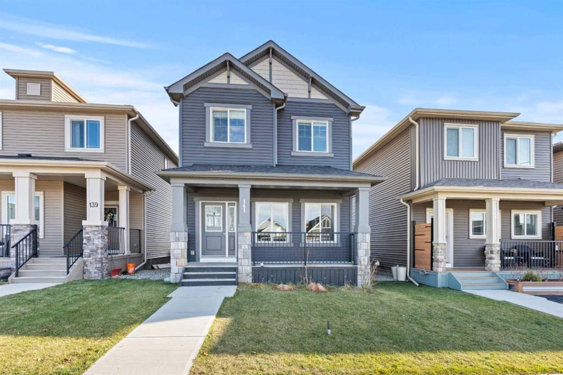 141 Sandstone Drive Okotoks