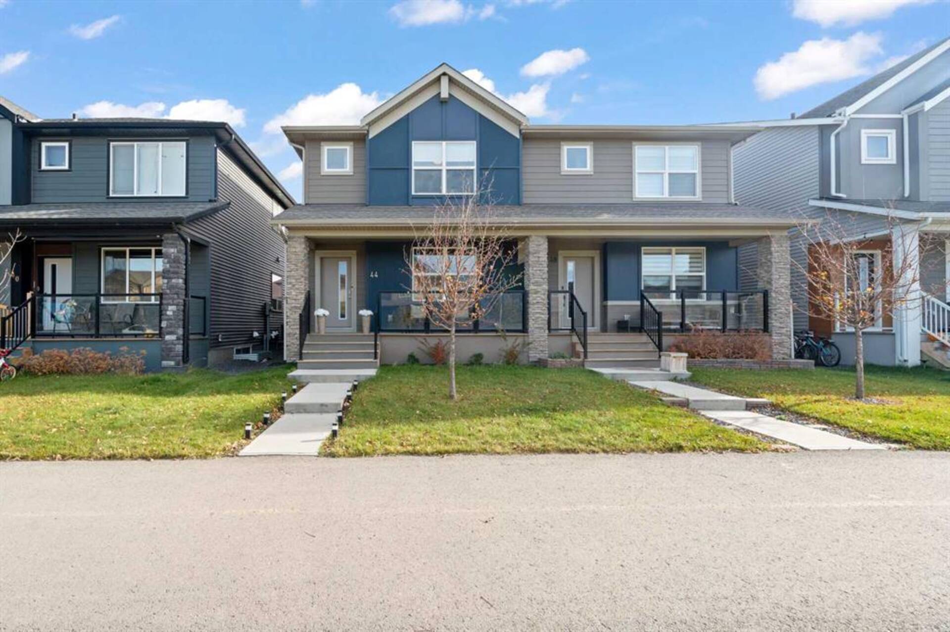 44 Wolf Willow Boulevard SE Calgary