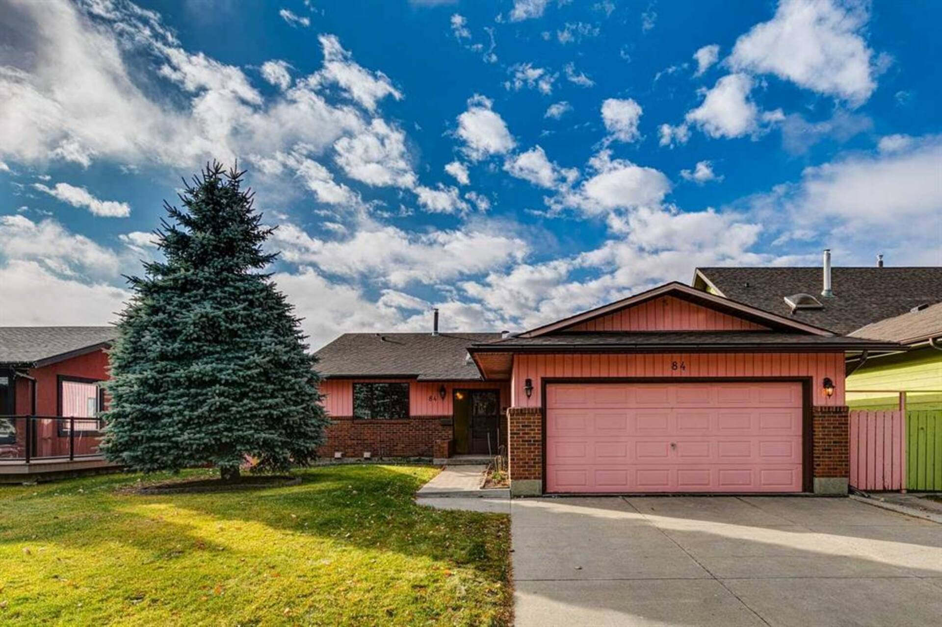 84 Range Way NW Calgary