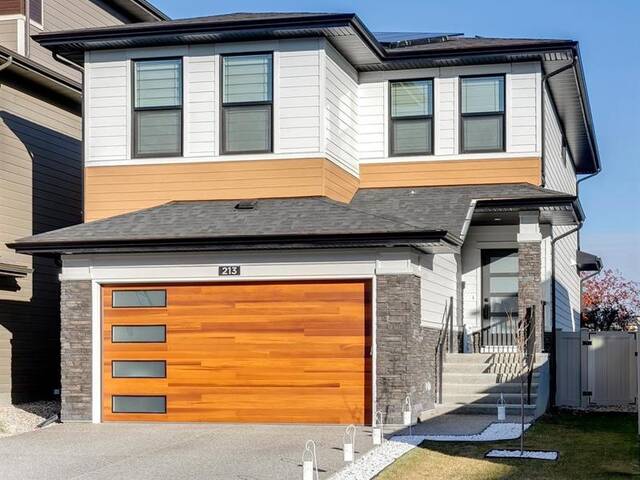 213 West Grove Lane SW Calgary