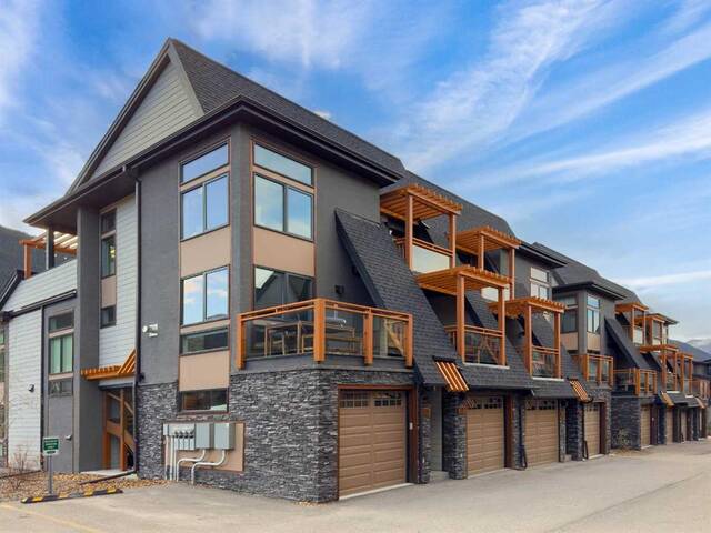 701, 102 Stewart Creek Rise Canmore