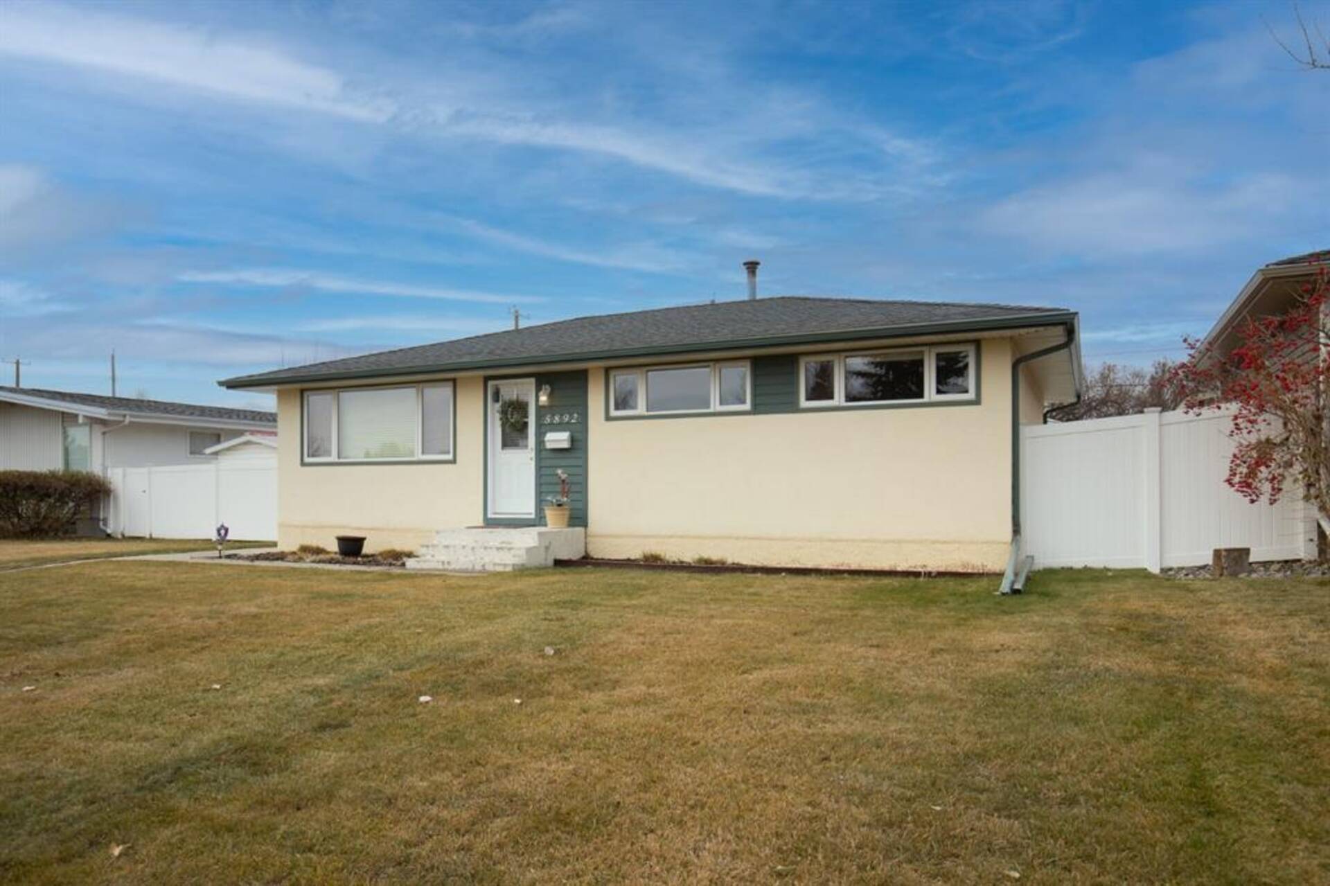 5892 West Park Crescent Red Deer